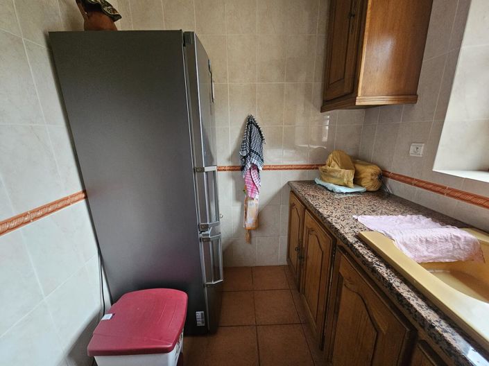 Image No.16-3 Bed House for sale