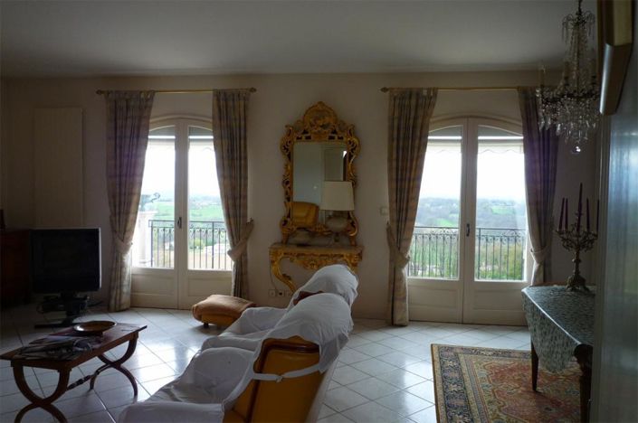 Image No.5-3 Bed House for sale