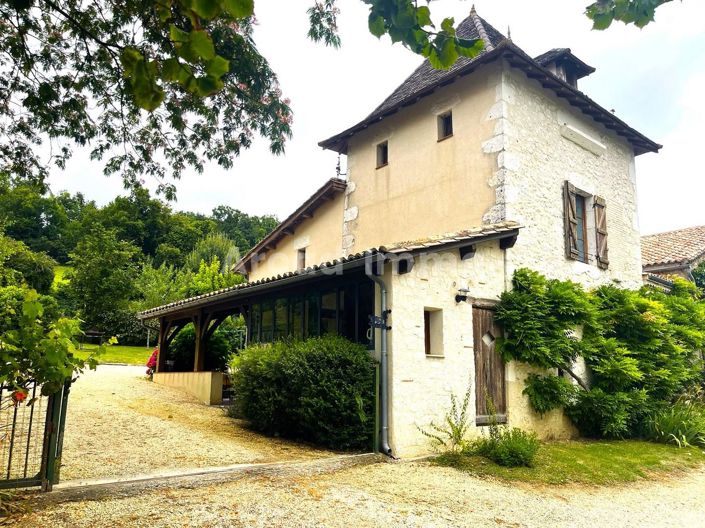 Image No.10-11 Bed House for sale