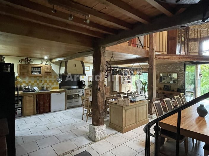 Image No.3-11 Bed House for sale