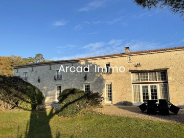 1 - Loubès-Bernac, Maison