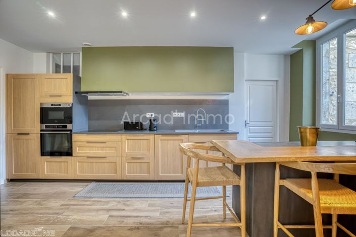 Image No.3-6 Bed House for sale