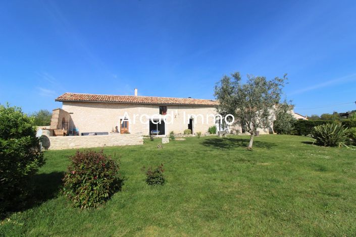 Image No.1-9 Bed House for sale