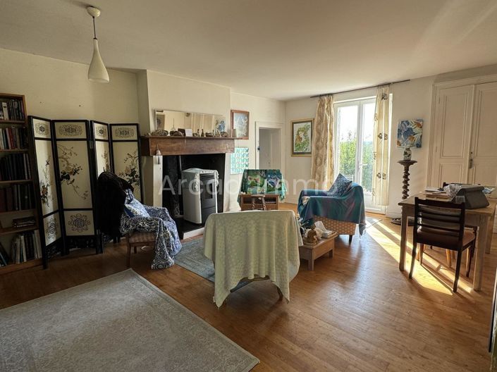 Image No.4-4 Bed House for sale