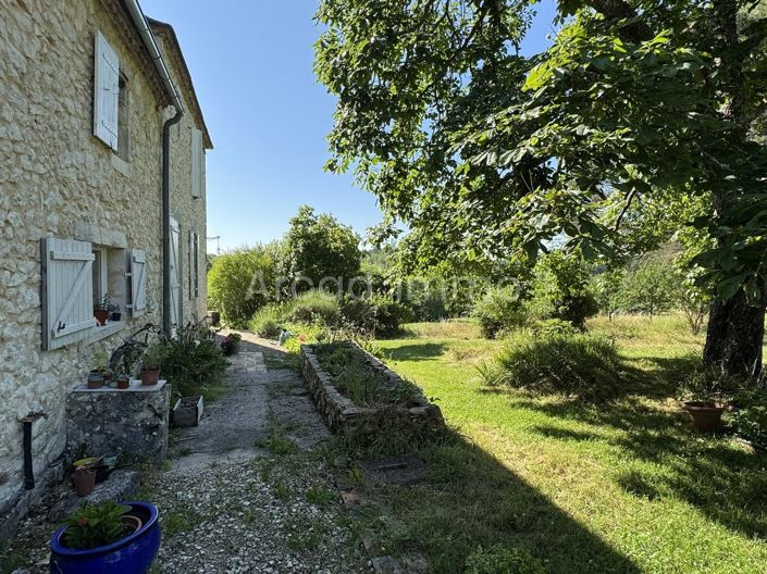 Image No.8-4 Bed House for sale