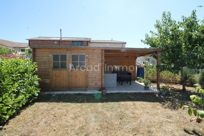 Image No.10-3 Bed House for sale