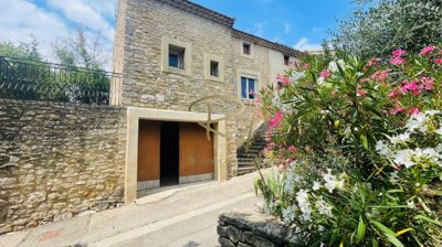 1 - Laval-Saint-Roman, House