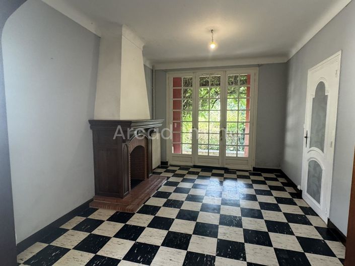 Image No.5-3 Bed House for sale