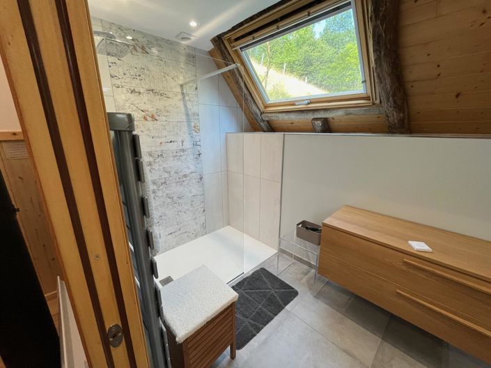 Image No.13-2 Bed House for sale