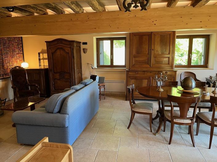 Image No.9-2 Bed House for sale