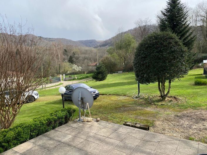 Image No.9-2 Bed House for sale