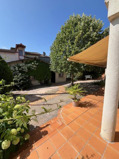 Image No.18-3 Bed House for sale