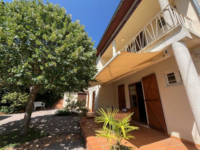 Image No.19-3 Bed House for sale