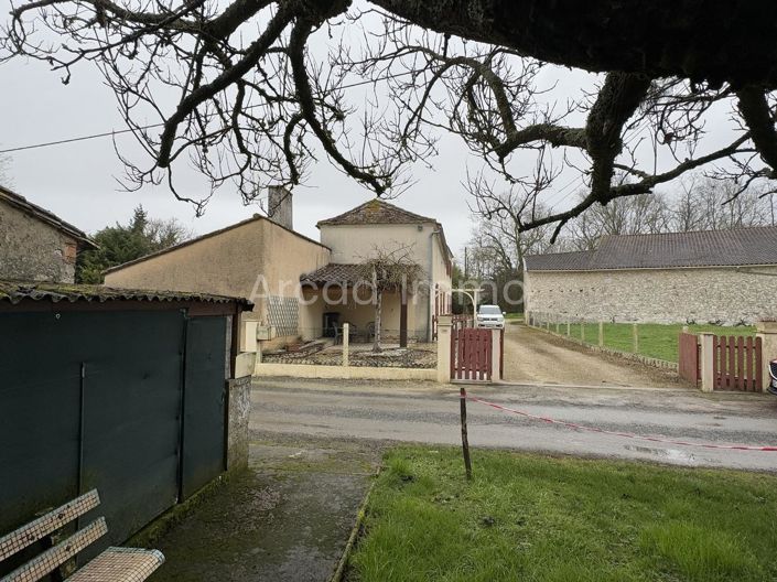Image No.2-Maison de 3 chambres à vendre à Thénac