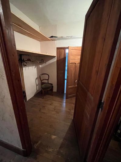 Image No.12-3 Bed House for sale