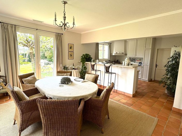 Image No.4-4 Bed House for sale