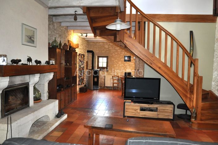 Image No.4-3 Bed House for sale