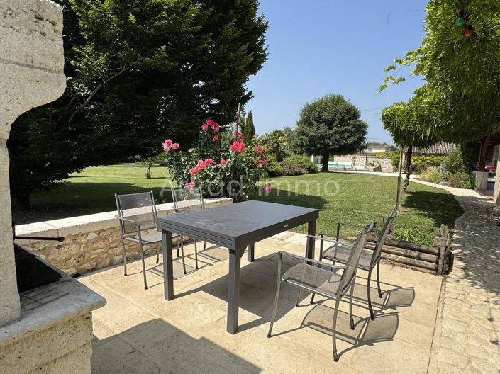 Image No.9-3 Bed House for sale