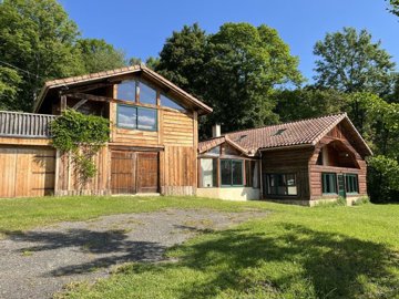 1 - Aspet, House