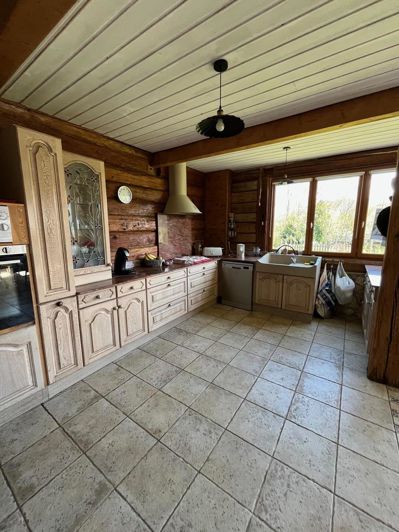 Image No.4-6 Bed House for sale