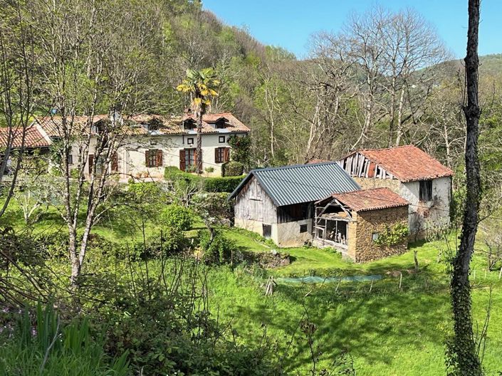 Image No.11-3 Bed House for sale