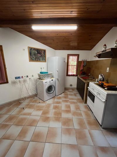 Image No.7-3 Bed House for sale