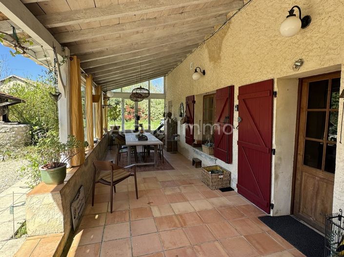 Image No.6-4 Bed House for sale