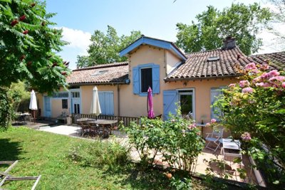 1 - Alan, Maison