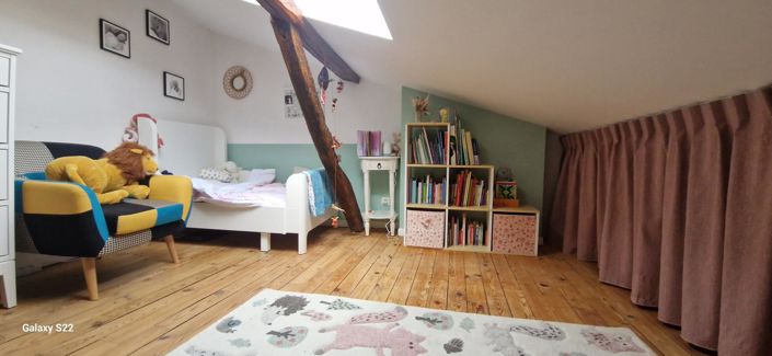 Image No.12-5 Bed House for sale