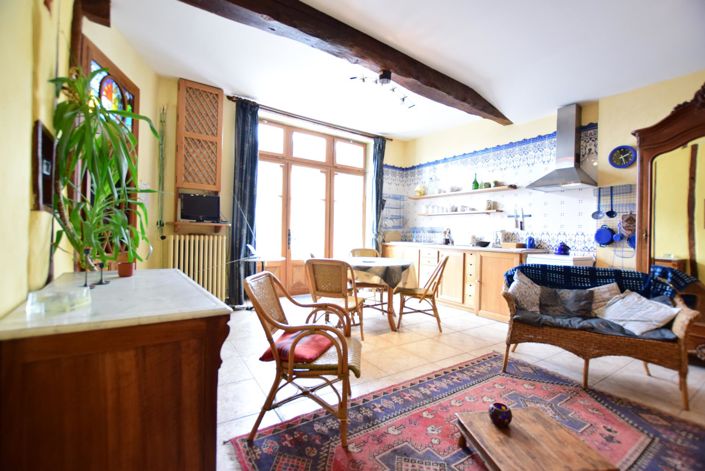 Image No.20-5 Bed House for sale