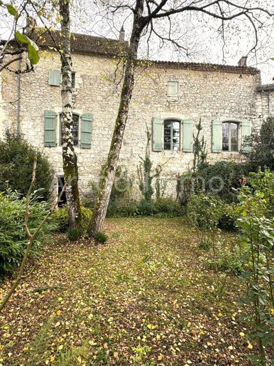 Image No.10-4 Bed House for sale