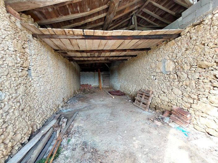 Image No.18-3 Bed House for sale