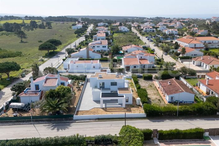 Image No.3-3 Bed House for sale