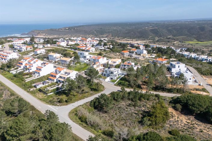 Image No.42-4 Bed House for sale