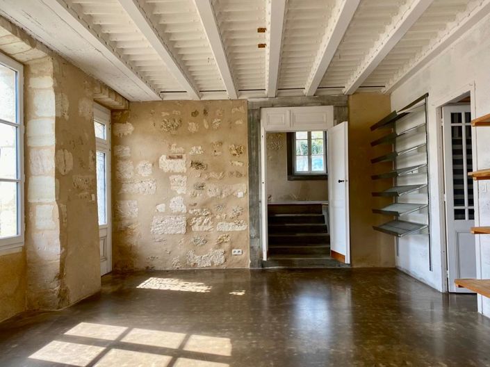 Image No.18-5 Bed House for sale