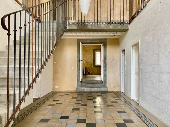 Image No.2-5 Bed House for sale