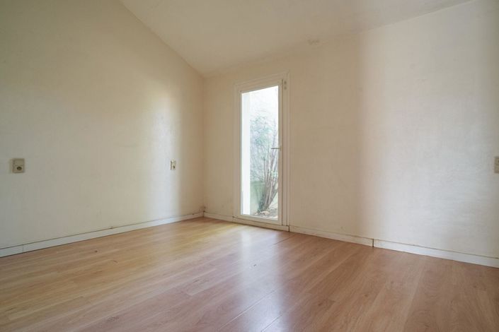 Image No.11-4 Bed House for sale