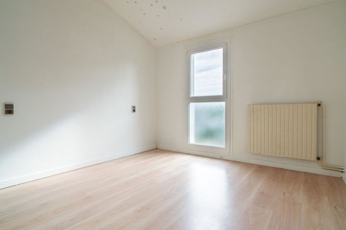 Image No.14-4 Bed House for sale