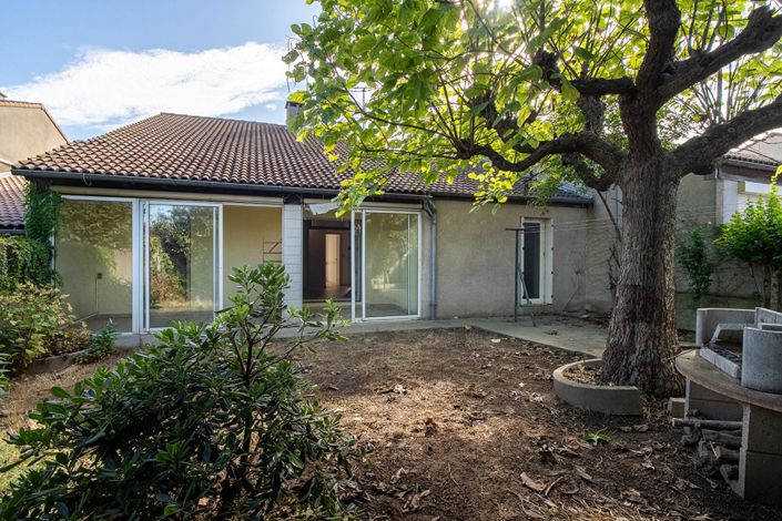 Image No.2-4 Bed House for sale