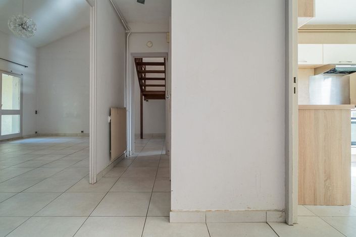 Image No.8-4 Bed House for sale