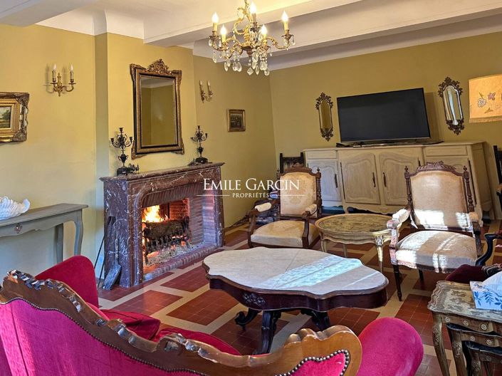 Image No.5-7 Bed House for sale