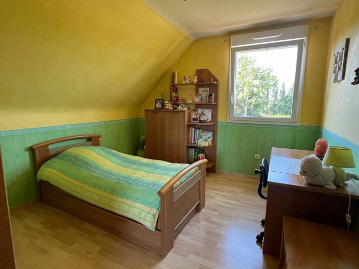 Image No.12-5 Bed House for sale