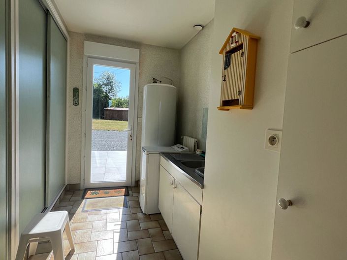 Image No.7-5 Bed House for sale