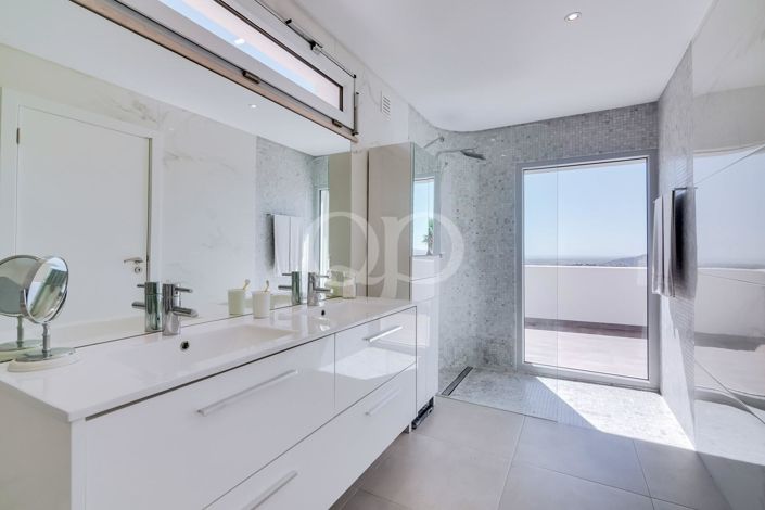 Image No.9-Maison de 4 chambres à vendre à Faro City