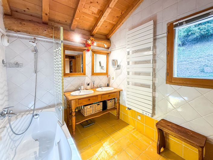 Image No.16-4 Bed House for sale