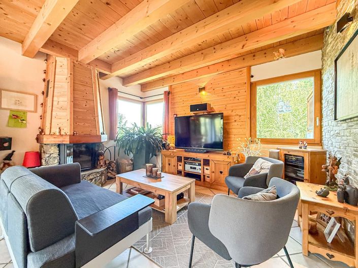 Image No.8-4 Bed House for sale