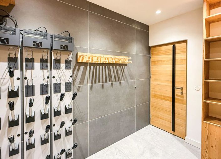 Image No.16-5 Bed House for sale