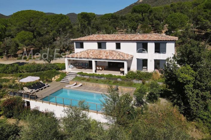 Image No.1-Maison de 5 chambres à vendre à Grimaud