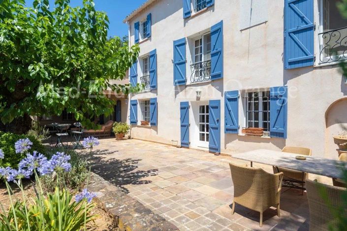 Image No.34-6 Bed House for sale