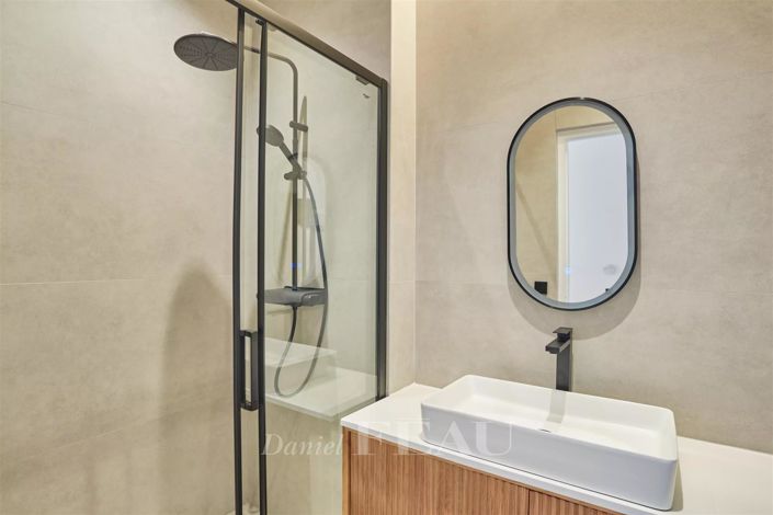 Image No.12-Appartement de 2 chambres à vendre à Paris